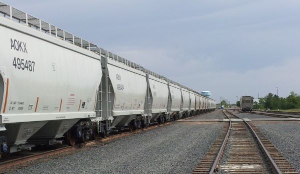 Hopper style rail cars